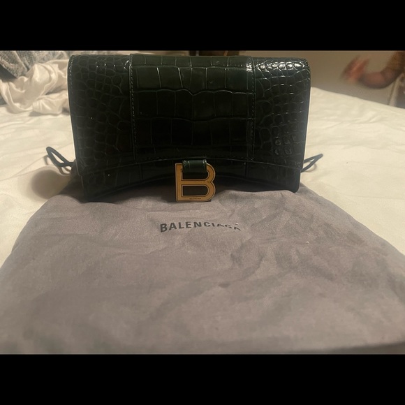 Balenciaga Handbags - Balenciaga hourglass green croc wallet on chain